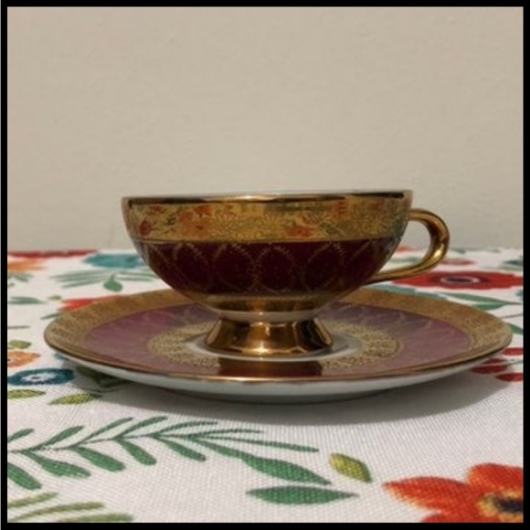 Beautiful Vintage Espresso Cup & Saucer - Picture 2 of 8